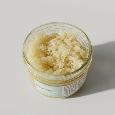 Veganes Körperpeeling mit Atlantik Meersalz und BIO Jojobaöl – palmölfreie Naturkosmetik von HOPERY